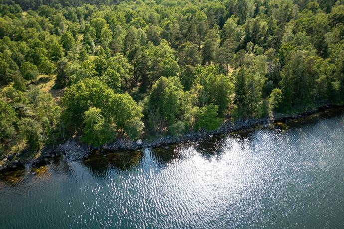 Gård utan jordbruk på Hasselö Vedhälla Hagaslätt  (del av fastigheten) Hasselö Västerviks kommun - bild 5