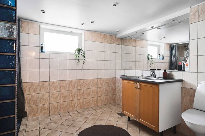 7 rum Villa på Hammarbygatan 9 Fålhagen Uppsala kommun - bild 25