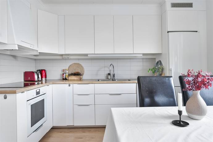 Miklagårdsvägen 2D, 1tr, Bro, Upplands-Bro kommun