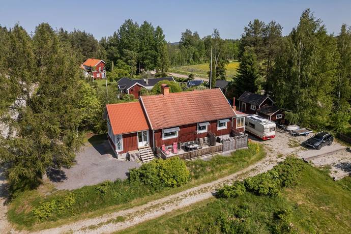 7 rum Villa på Norra Årängsvägen 2 Söderbärke Smedjebackens kommun - bild 45
