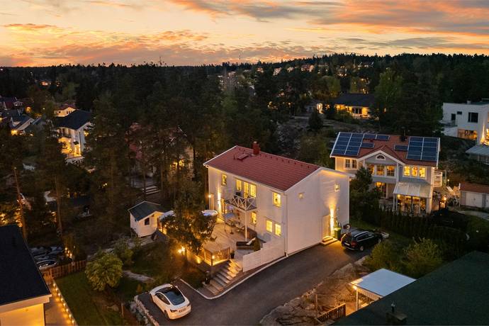 6 rum villa på Tunvägen 10B Norra Lännersta, Nacka kommun - bild 1
