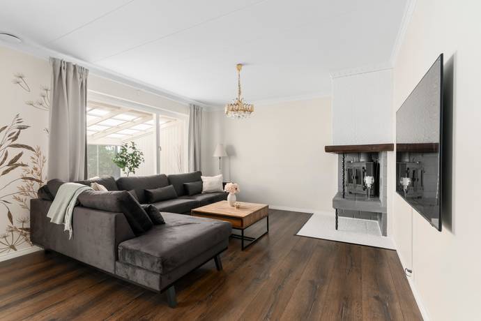 5 rum radhus på Målarvägen 15 Gamla Bro, Upplands-Bro kommun - bild 2