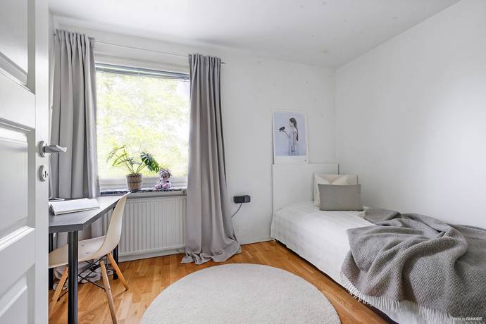 6 rum Radhus på Ängsullsvägen 5 Kälvesta Stockholms kommun - bild 16