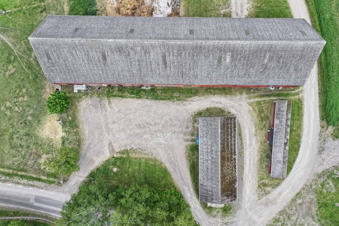 Gård med jordbruk på Govlösa Mjölby kommun - bild 14