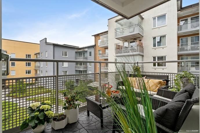 3 rum lägenhet på Margreteborgsvägen 19 Sollentuna, Sollentuna kommun - bild 2