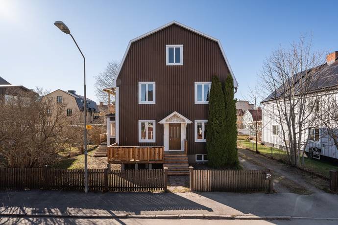 8 rum villa på Vegagatan 22 Brynäs, Gävle kommun - bild 2