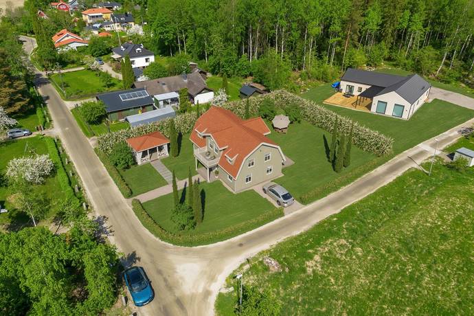 tomt på Upplanda 1:153 Örbyhus, Tierps kommun - bild 1