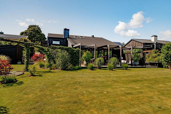5 rum villa på Backavägen 15 Löddeköpinge, Kävlinge kommun - bild 1