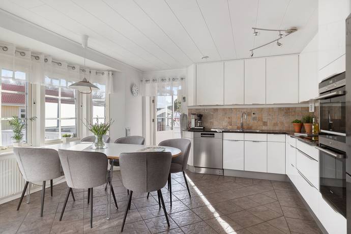 9 rum Villa på Kållasgårdsgatan 87 Varla Kungsbacka kommun - bild 11