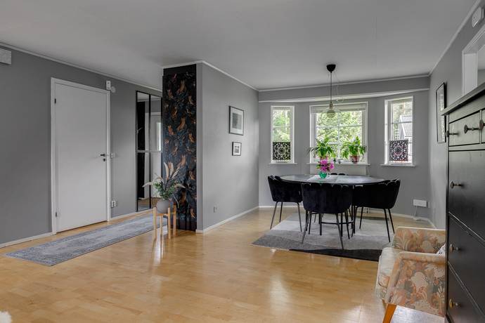 5 rum Lägenhet på Stenbockens gränd 5 Hovmantorp Lessebo kommun - bild 6