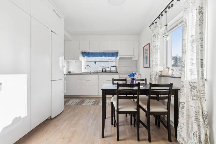 2 rum lägenhet på Revirvägen 5F Mariefred, Strängnäs kommun - bild 1