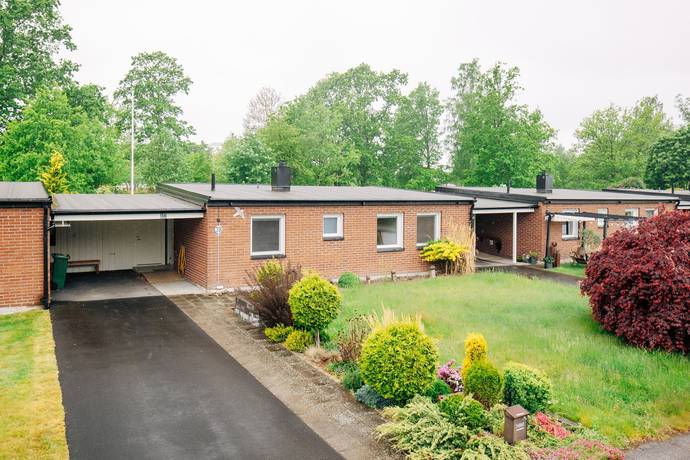 Jägaregatan 38, Marieholm, Mariestads kommun
