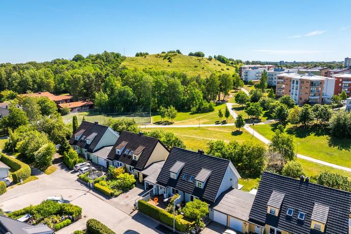 6 rum kedjehus på Torpslingan 31 Vinsta, Stockholms kommun - bild 4