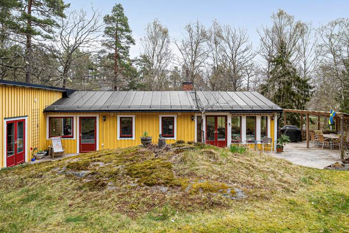 7 rum Villa på Rakstavägen 40 Raksta/Solberga/Bergholm Tyresö kommun - bild 38