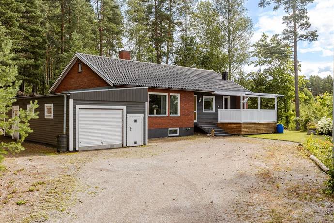 3 rum villa på Mellanbovägen 1 Månkarbo, Tierps kommun - bild 1