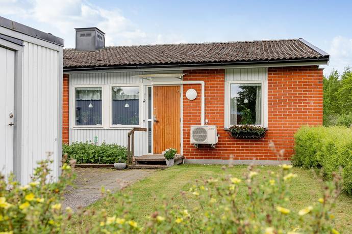 3 rum Radhus på Klosterstigen 22 D Östra Brudbadet Eksjö kommun - bild 2