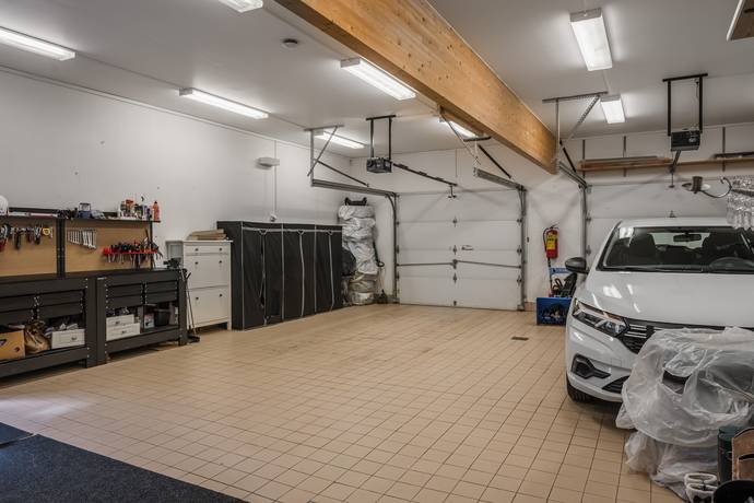 7 rum Villa på Kvinnerstatorp 316 Örebro kommun - bild 54