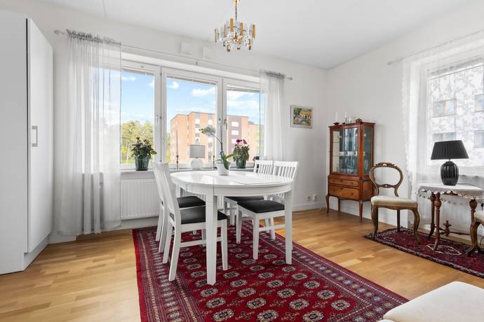 4 rum Lägenhet på Råckstavägen 82 Vällingby - Råcksta Stockholms kommun - bild 12