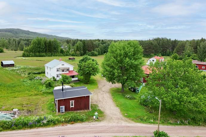 6 rum gård med jordbruk på Ryggesbo 505 Edsbyn, Ovanåkers kommun - bild 3