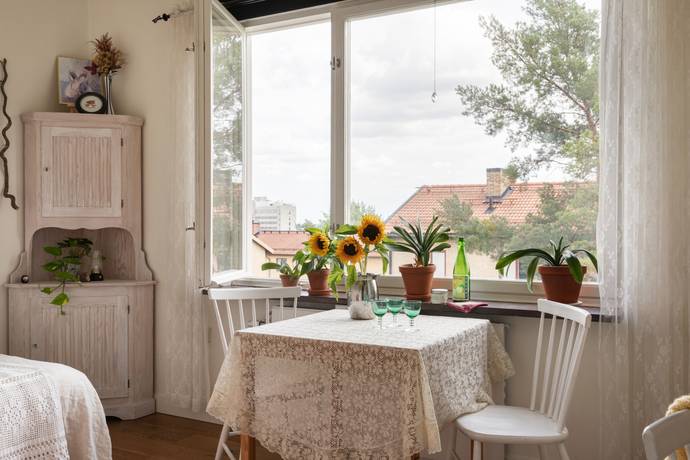 1 rum lägenhet på Arvodesvägen 20 HÄGERSTEN, Stockholms kommun - bild 1