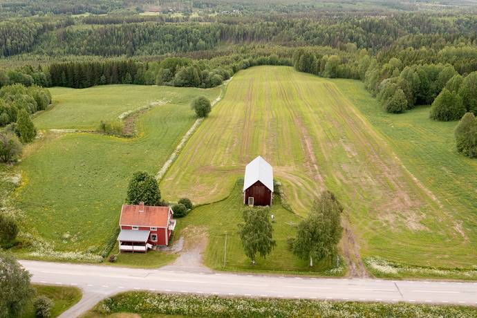 5 rum gård/skog på Slättmark 36 Bjurholm, Bjurholms kommun - bild 1