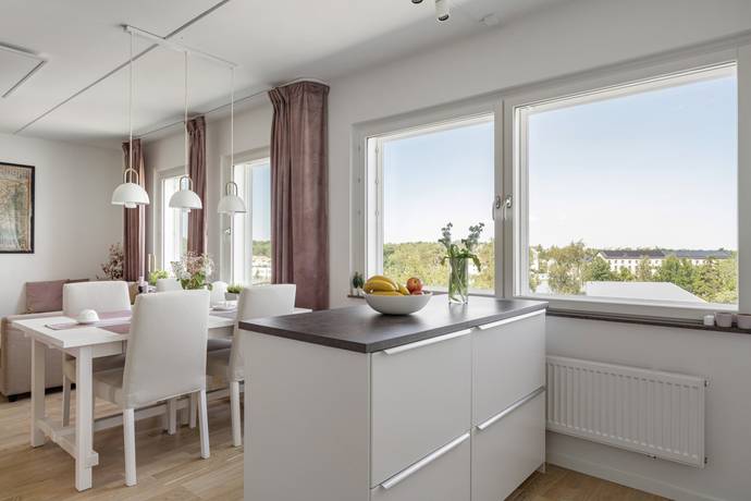 4 rum lägenhet på Lotta Svärds Gränd 16 Hägersten / Fruängen, Stockholms kommun - bild 5