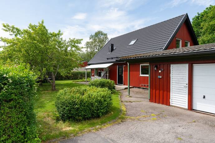 6 rum villa på Källvägen 5 Tobo, Tierps kommun - bild 1