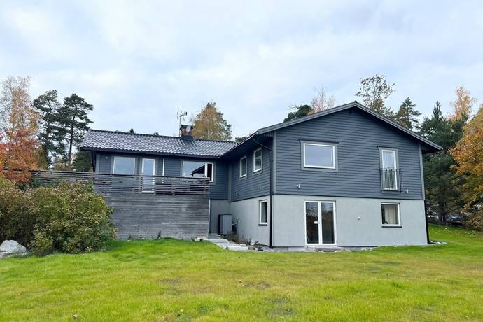 9 rum villa på Ingefärsvägen 2 Upplands-Bro - Smidö, Upplands-Bro kommun - bild 2