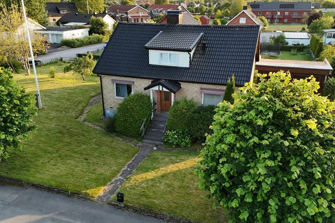 villa på Skolgatan 11 Hillerstorp, Gnosjö kommun - bild 5