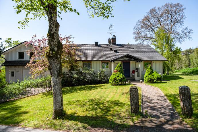 9 rum Villa på Hjälmareds allé 15 Hjälmared Alingsås kommun - bild 43