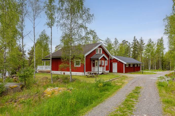 11 rum villa på Fröseke Gamla Järnvägen 3 & 4 Fröseke, Uppvidinge kommun - bild 2
