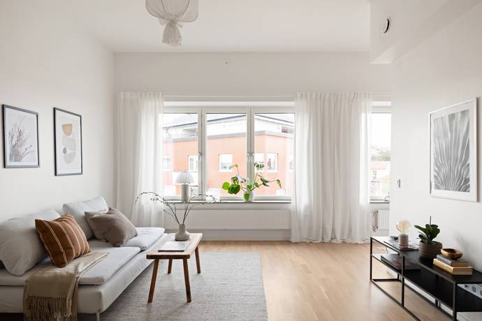 1 rum Lägenhet på Lövgatan 55, 7/7 tr! Råsunda Solna kommun - bild 3