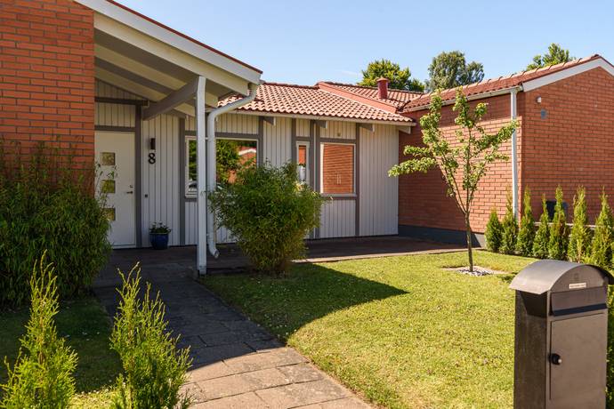 4 rum lägenhet på Pehr Bäckmans väg 8 Sandsbro, Växjö kommun - bild 1