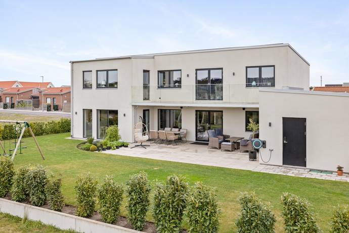7 rum villa på Blåmusselgatan 5 Nybrostrand, Ystads kommun - bild 1