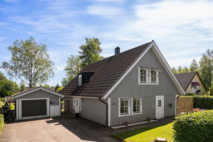 6 rum villa på Rådjursstigen 13 Svartå, Degerfors kommun - bild 1