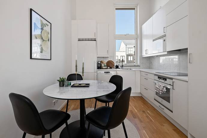 2 rum lägenhet på Karlslundsvägen 15, våning 5 av 5 Barkarbystaden, Järfälla kommun - bild 1