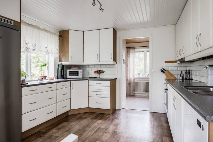 5 rum Villa på Svanvik Fridhem 2 Svanvik Karlsborgs kommun - bild 9