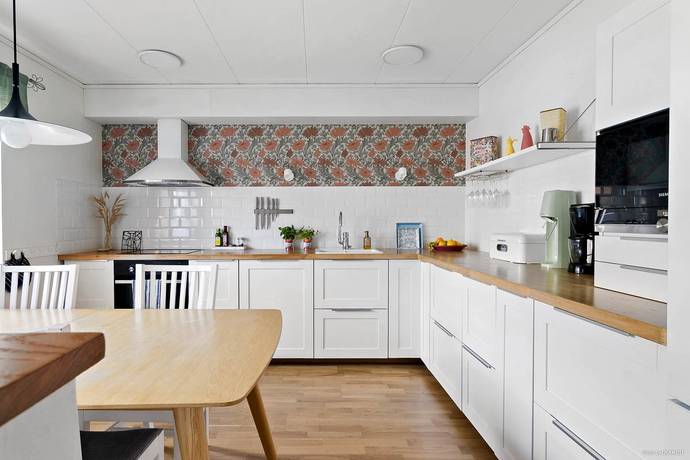 4 rum radhus på Mosshagestigen 180 Salem, Salems kommun - bild 1
