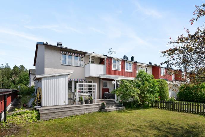 7 rum Radhus på Skrakvägen 73 Margretelund Österåkers kommun - bild 23