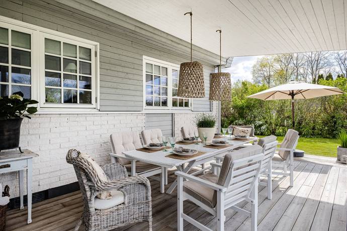 7 rum villa på Hallongatan 3 Fanna, Enköpings kommun - bild 2