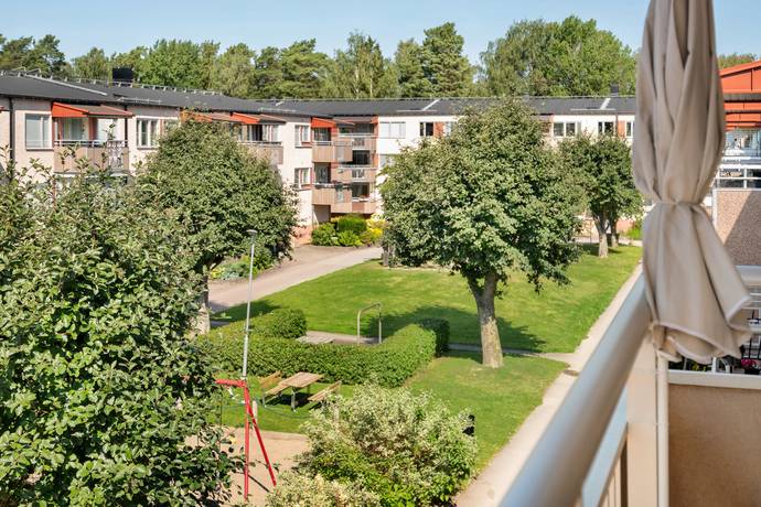 2 rum lägenhet på Morkullegatan 22 Råby, Västerås kommun - bild 1