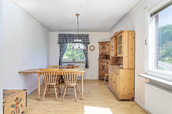 7 rum Villa på Kyrkbyvägen 28 Bro - Håbo-tibble Upplands-Bro kommun - bild 9