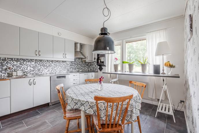 5 rum Parhus på Björkliden 22 Malmslätt Linköpings kommun - bild 8