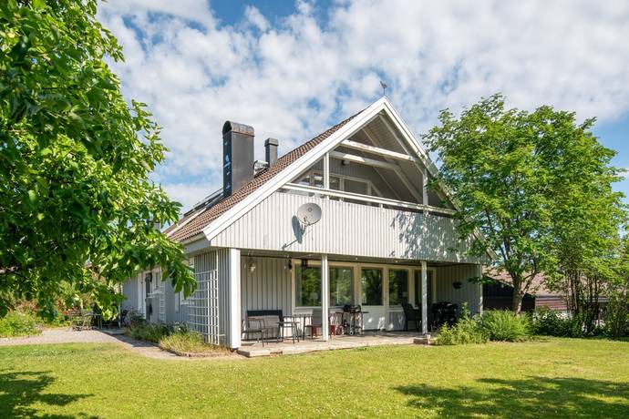 5 rum villa på Vapengatan 11 Delsbo, Hudiksvalls kommun - bild 1