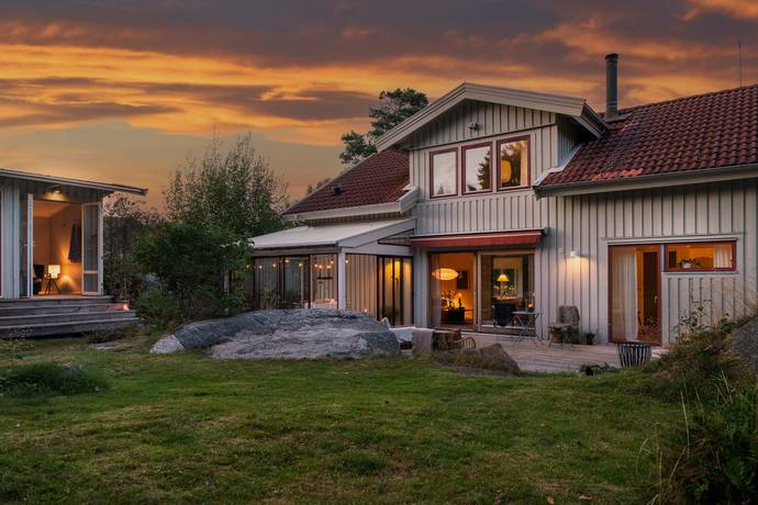 6 rum villa på Kyviks Mossväg 8 Kullavik, Kungsbacka kommun - bild 1