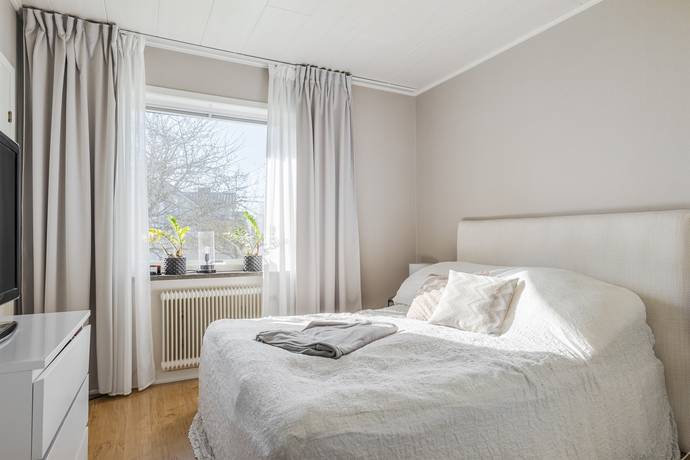 8 rum Villa på Lyckhemsgatan 1 Fredriksberg Vänersborgs kommun - bild 12