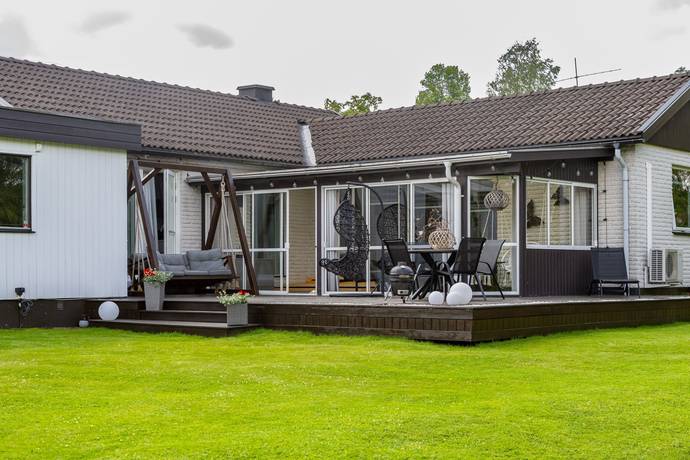 3 rum Villa på Kvarntorpsvägen 9 Åmotfors Eda kommun - bild 1