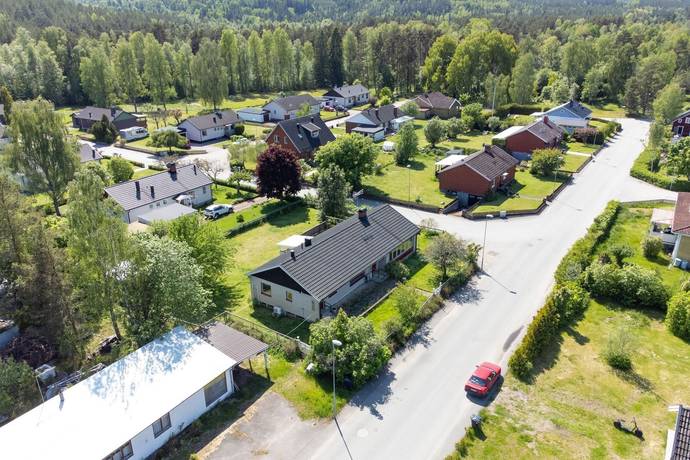 5 rum Villa på Trädgårdsgatan 5 Hjältevad Eksjö kommun - bild 40