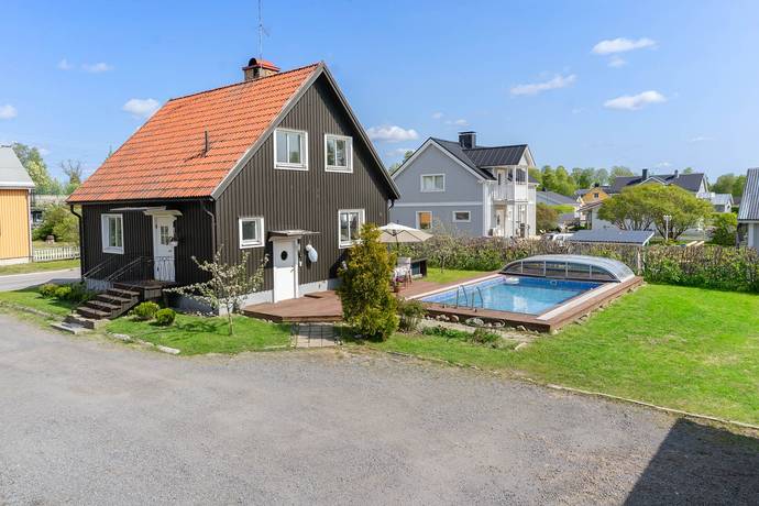 4 rum villa på Sågaregatan 13 Tjärhovet, Haparanda kommun - bild 1