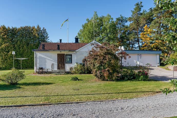 9 rum Villa på Glottervägen 17B-C Åby Norrköpings kommun - bild 50